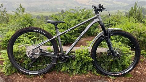 top  budget mountain bikes  trail riding bike  geeks