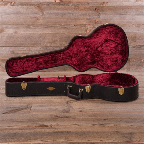 Taylor Hardshell Case for Grand Auditorium Acoustic Brown – Chicago ...