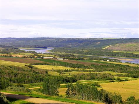 Peace River Valley (2) - Peace Region Economic Development ...