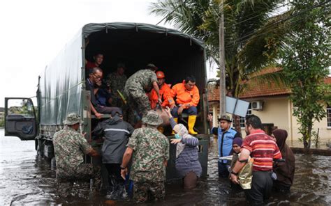 Amaran Banjir Di Pahang Johor Mulai Esok Free Malaysia Today Fmt