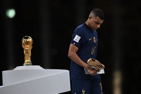 Coupe du monde après la finale perdue Kylian Mbappé sort du silence