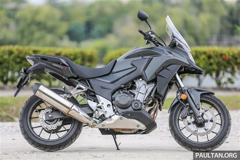 Review 2017 Honda Cb500x A Soft Comfortable Middle Weight Two Cylinder Commuter For Any