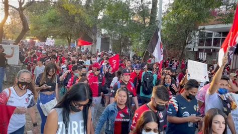 Atlas Aficionados Protagonizan Marcha Por La Paz Para Pedir Alto A La