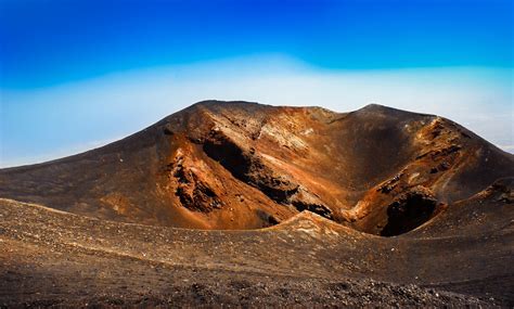 Etna Park Un Sugerente Escenario De Colores Sonidos Y Aromas