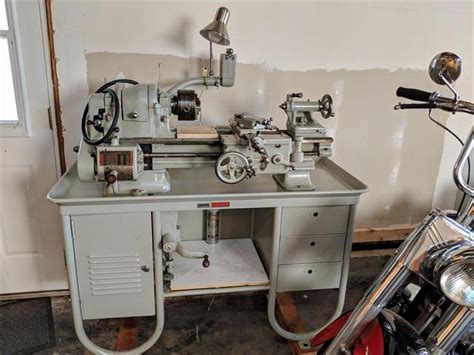 Photo Index South Bend Lathe Works 10L Navy Issue Metal Lathe