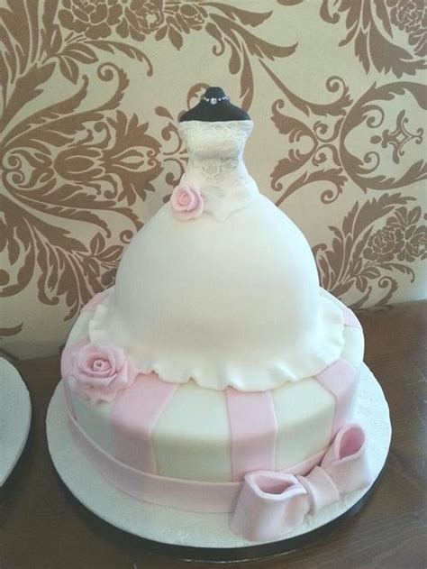 Wedding Cake Bride And Groom Decorated Cake By Cakesdecor