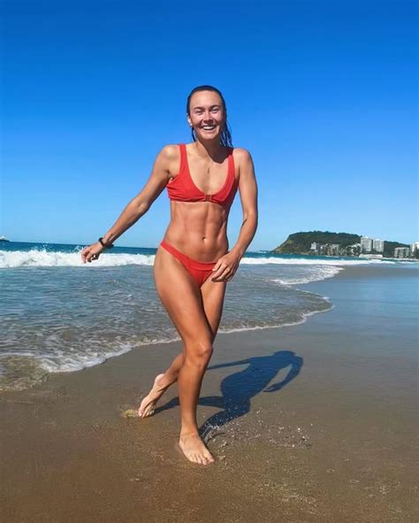 Hot Sexy Caitlin Foord Bikini Pics