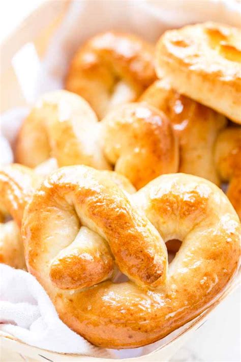 How To Make Greek Yogurt Pretzels All Day In The Oven