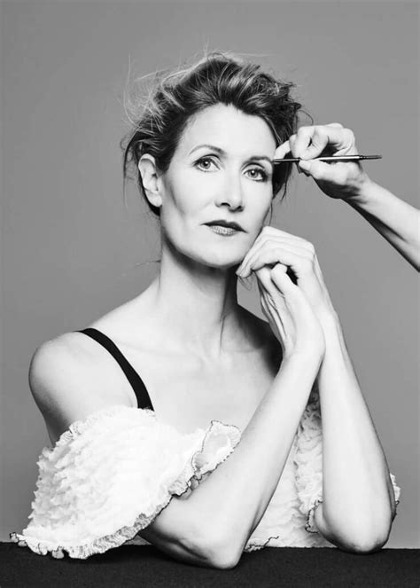 Hot And Sexy Photos Of Laura Dern 12thBLOG