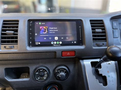 Nakamichi Toyota HiAce 05 18 Infotainment Wireless CarPlay Android Auto