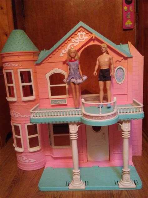 Barbie Dream House With Elevator 1995