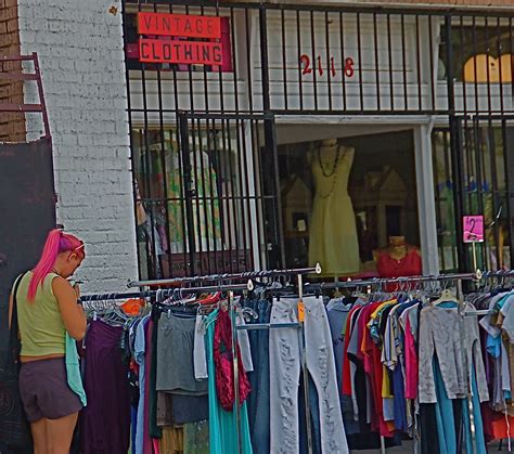 vintage clothing stores   hamasa werde