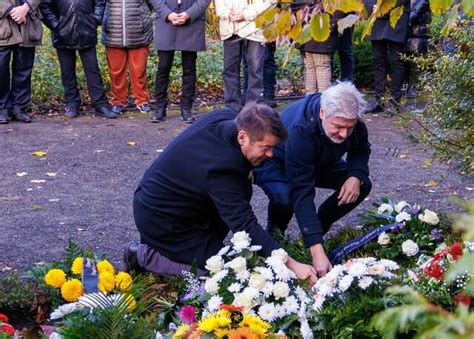 Kranzniederlegung Am Volkstrauertag Fotobrb De