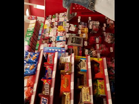 Amateur Upskirt While Shopping At Target Xnxx