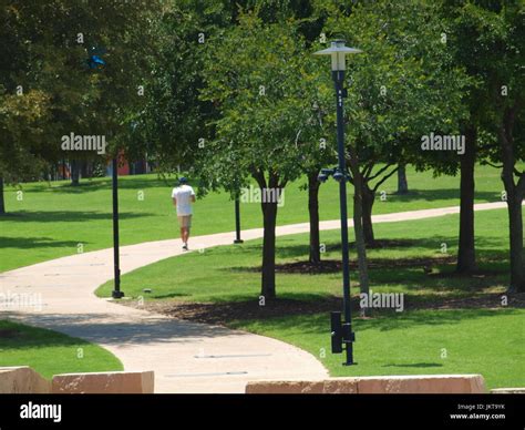 Addison Circle Round About & Park Stock Photo - Alamy