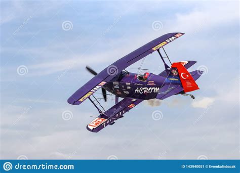 Air Aerobatics Show In Teknofest Istanbul Editorial Photo Image Of