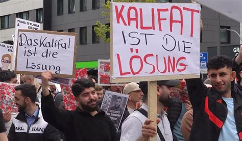 Islamisten Demo Darum stimmte Rot Grün gegen ein Verbot von Muslim