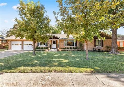 1900 Hilltop Dr, Garland, TX 75042 | MLS# 20583449 | Redfin