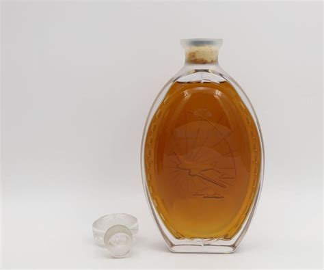 Sold At Auction Macallan 1937 Lalique Golden Age Of Travel 35 Years Old The Aeroplane