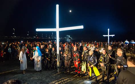 Vía Crucis submarino en Puerto Madryn Compartiendo Turismo