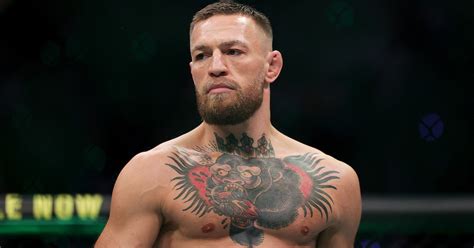 Incredibile Trasformazione Fisica Per Conor McGregor FOTO Spazio