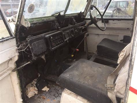 Land Rover Ambulance Barn Finds