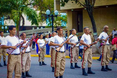 VENEZUELA DÍA HISTÓRICO LLEGÓ A LARA ESPADA DE SIMÓN BOLÍVAR