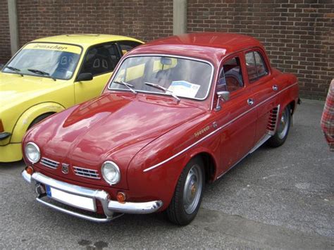 Renault Dauphine - Information and photos - MOMENTcar