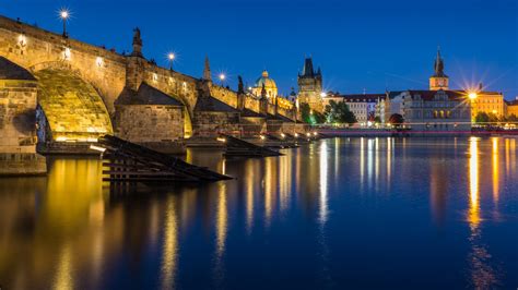 Charles Bridge Prague Wallpapers Top Free Charles Bridge Prague Backgrounds Wallpaperaccess