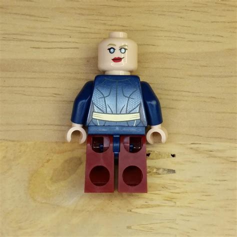 First look at LEGO DC FanDome Supergirl minifigure