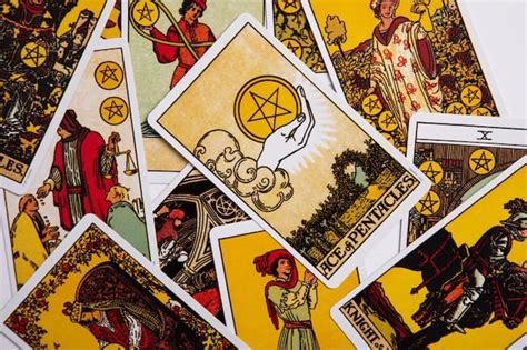 The Best Tarot Card Decks For Beginners In Through The Phases