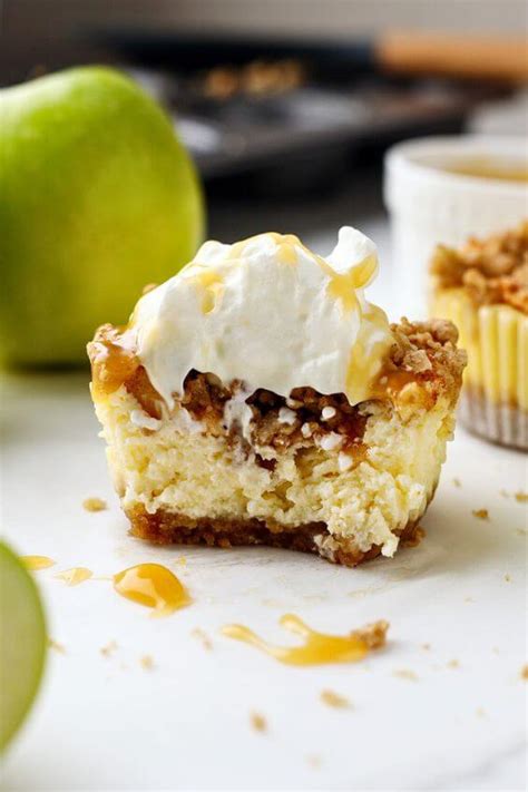 Best Caramel Apple Mini Cheesecakes With Streusel Topping Yummy And Fully