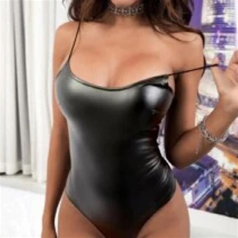 Lingerie sexy en cuir PU pour femmes sous vêtements vêtements de nuit robe de poupée costume de