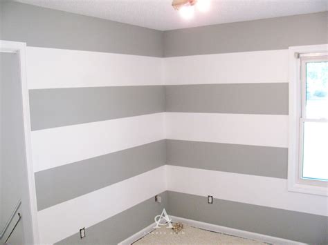 Andrea Arch: DIY: How to paint perfect wall stripes