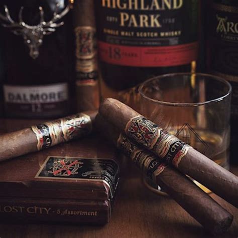 Havana Cigars Cuban Cigars Cigars And Whiskey Gentleman Aesthetic Gentleman Style Dapper