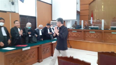 Hendra Kurniawan Divonis 3 Tahun Penjara Dan Denda Rp20 Juta Forum