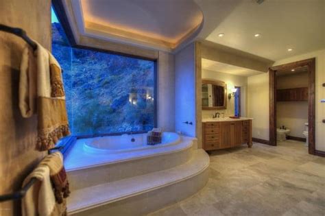 40 Stunning Luxury Bathrooms With Incredible Views