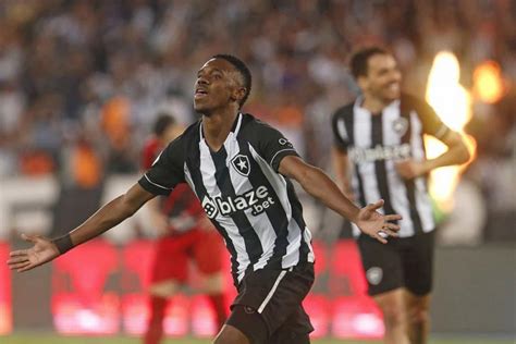 Destaque Do Botafogo Jeffinho Entra Na Mira De Clube Europeu Mh Botafogo