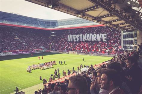 Fritz Walter Stadion Westkurve Kaiserslautern FLUTLICHTFIEBER