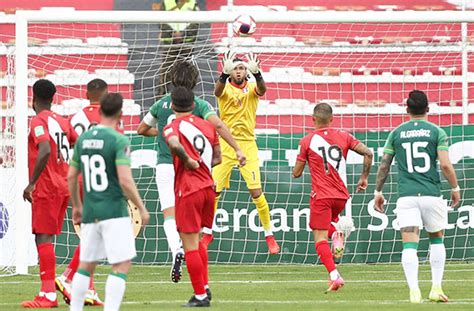 Per Luch Hasta El Final Pero Cay Ante Bolivia En La Paz