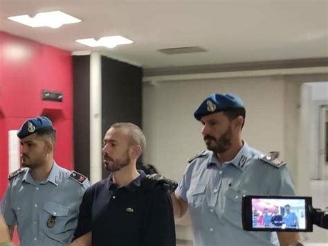 Picchiato In Carcere Da Altri Detenuti Alberto Scagni Ancora In Coma