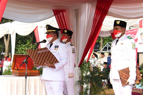 Kec Ciledug Pengibaran Bendera Merah Putih Dalam Rangka Memperingati