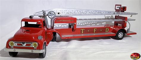 Tonka 1957 Hydraulic Aerial Ladder Fire Truck No.48 - Trucks From The Past