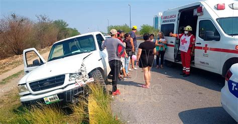 Galeria Fotografica Cinco Lesionados Deja Choque Entre Ambulancia Y