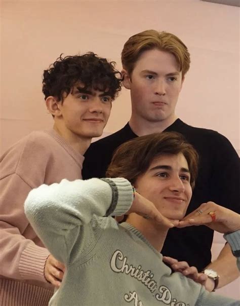 Connor Alice Book Cute Gay Couples Scene Photo Having A Crush Hunger Games Good People
