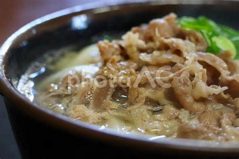 さぬきうどん店の肉うどん No 30126053｜写真素材なら「写真ac」無料（フリー）ダウンロードok