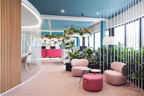 A Fascinating Workplace The Maldives Of Design By Ippolito Fleitz Group