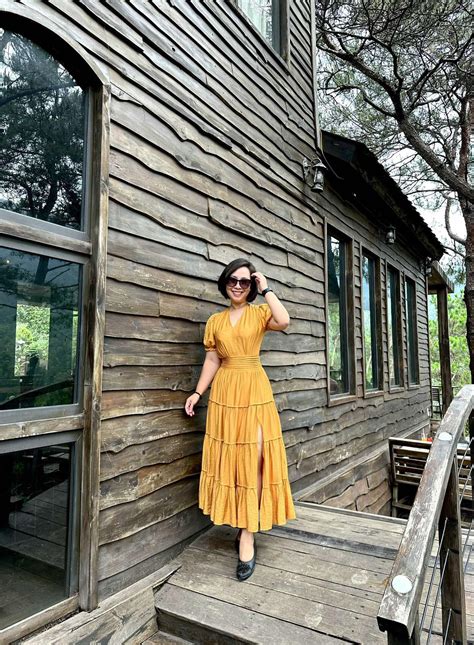 reu cuoi tuan ngoi ngam anh khach cam  chi da yeu thich thiet