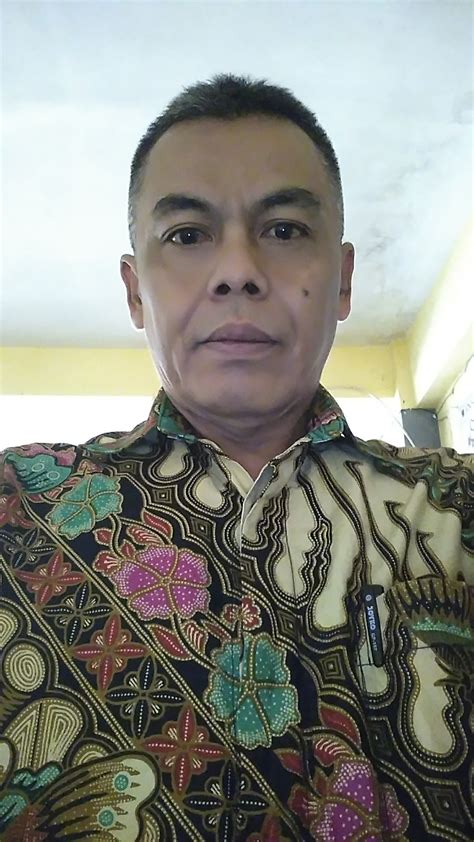 Data Guru Dan Karyawan Smkn Sukorejo