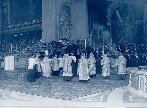 Pope Paul VI Celebrates Ambrosian Rite At Vatican II